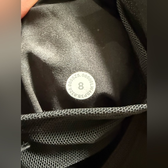 Lululemon Women’s Incognito Camo Multi Gray Mist Over Windbreaker - Size 8 - Picture 8 of 9